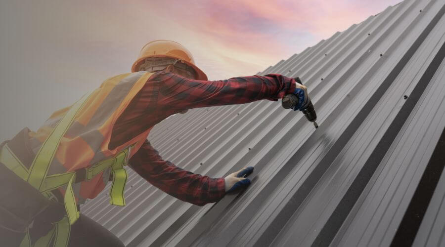 Professional gutter cleaning in Bedford, PA